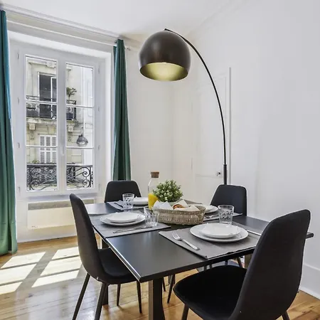 Apartamento Trocadeo 1br Cozy Paris